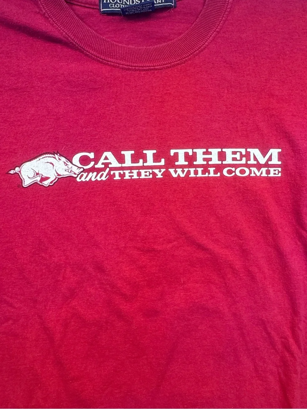 Houndstooth Arkansas Razorbacks “Call Them and They Will Come” LS Tee XXL